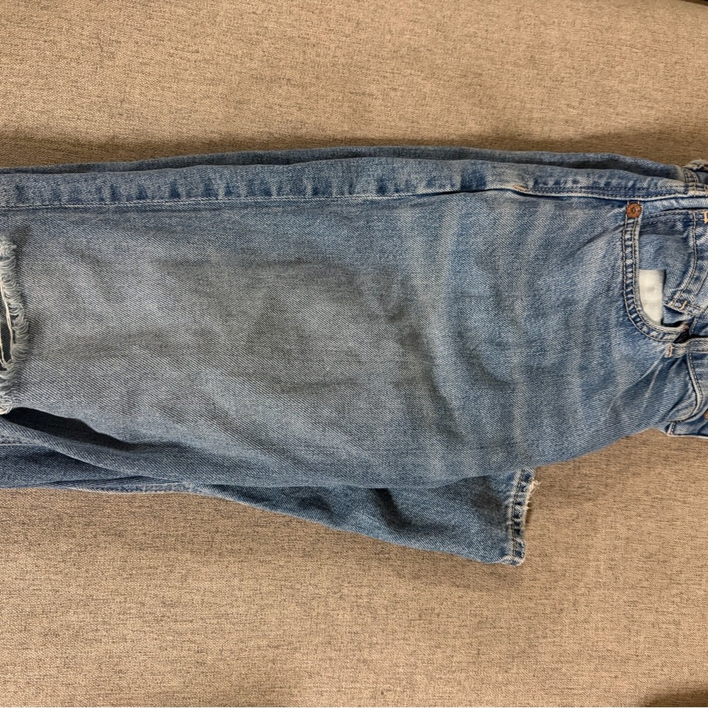 American Eagle mom jeans size 2